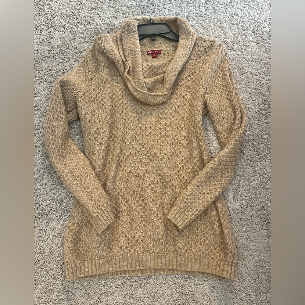 Women’s Sweater
